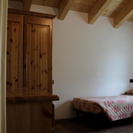 Appartamento Vacanze Bordala Ronzo-Chienis Buitenkant foto