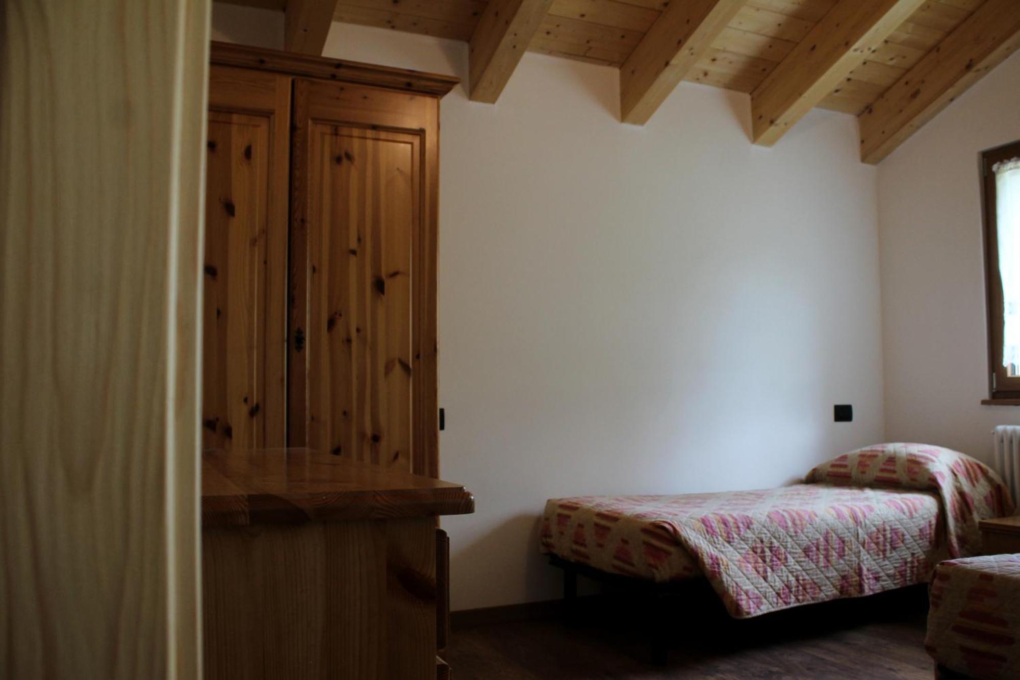 Appartamento Vacanze Bordala Ronzo-Chienis Buitenkant foto